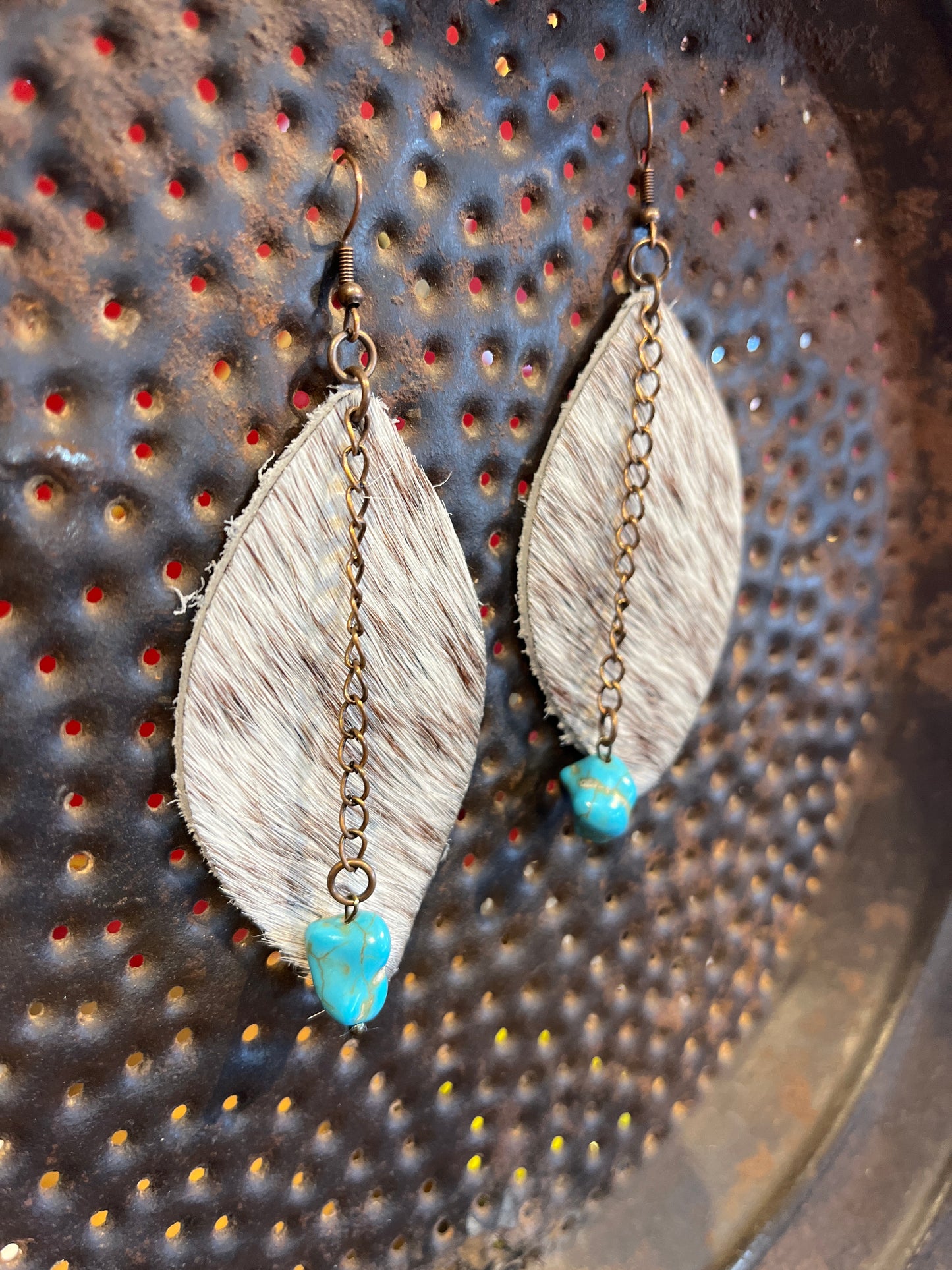 Teardrop cowhide leather with faux turquoise